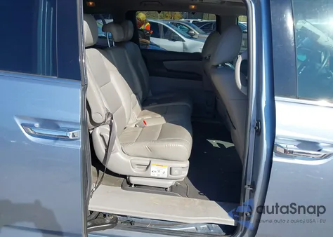 2014 Honda Odyssey Touring/Touring Elite z USA, uszkodzony, nr VIN 5FNRL5H94EB115188